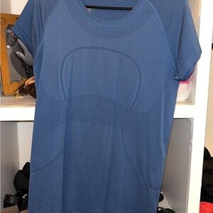 Lululemon Blue Short Sleeve Athletic Top